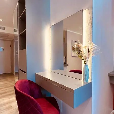 Mea Hotell *